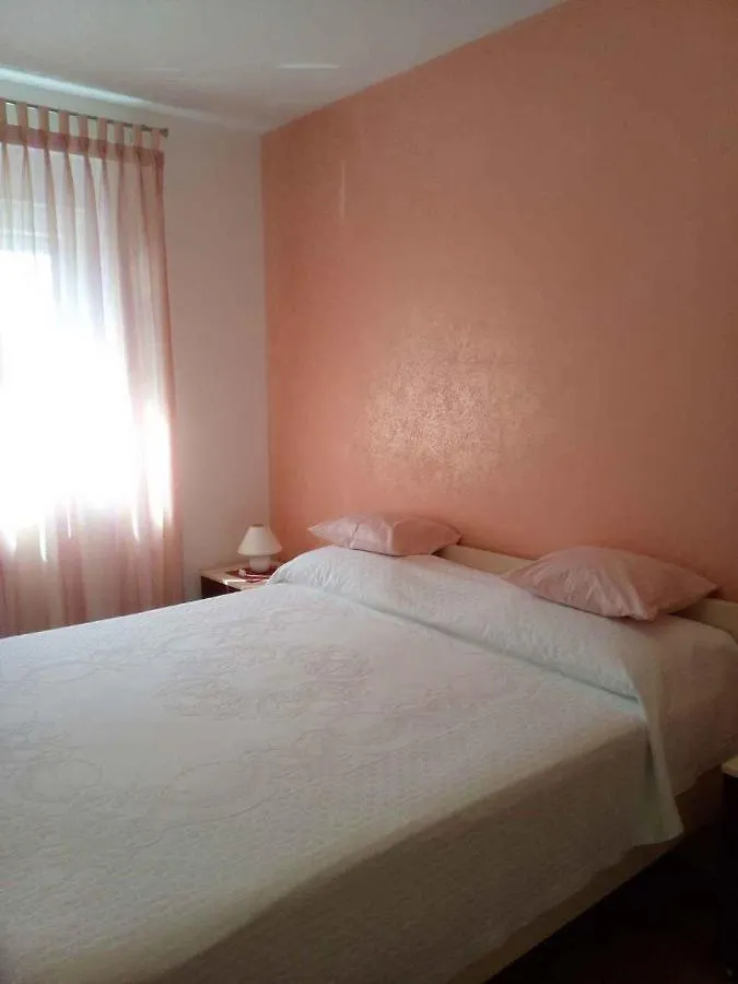 Apartment In Fazana/Istrien 8416