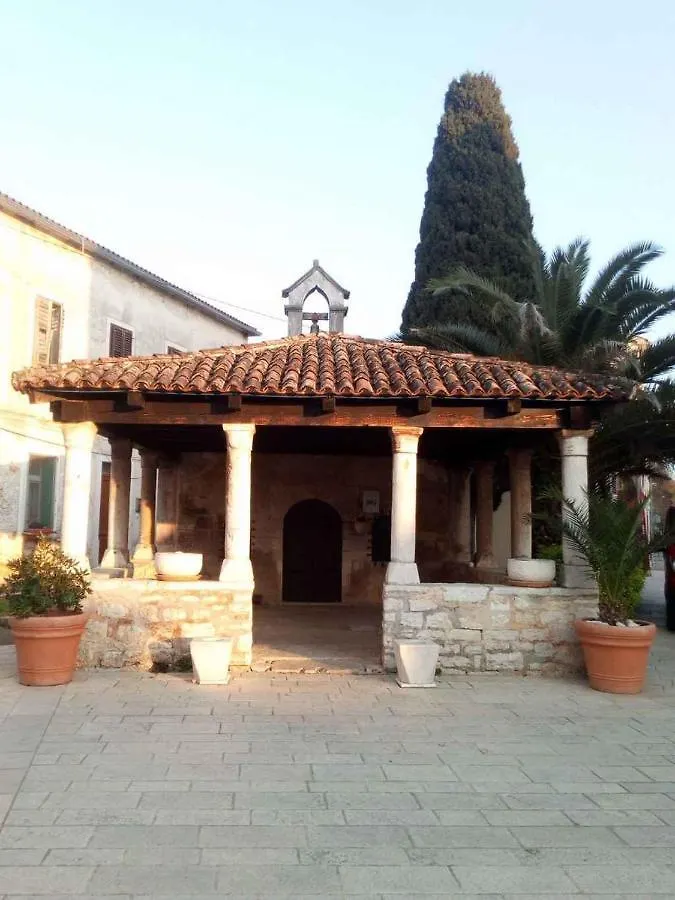 Apartment In Fazana/Istrien 8416
